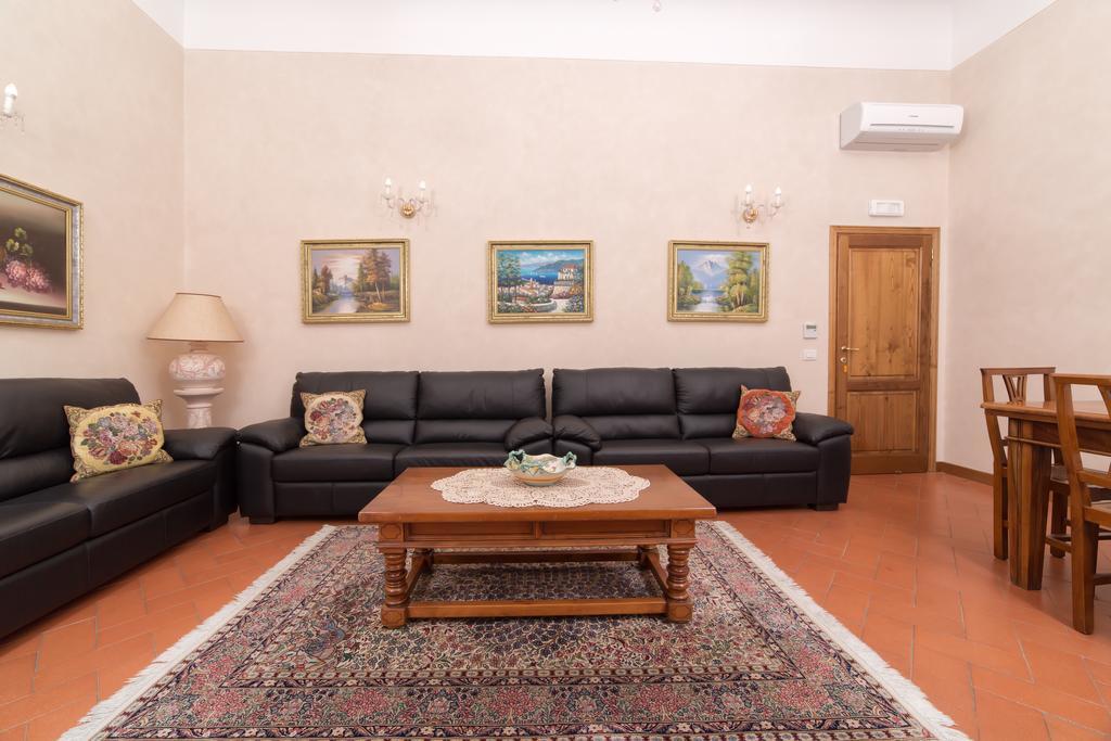 ホテル Casa Betania Casa Per Ferie フィレンツェ エクステリア 写真