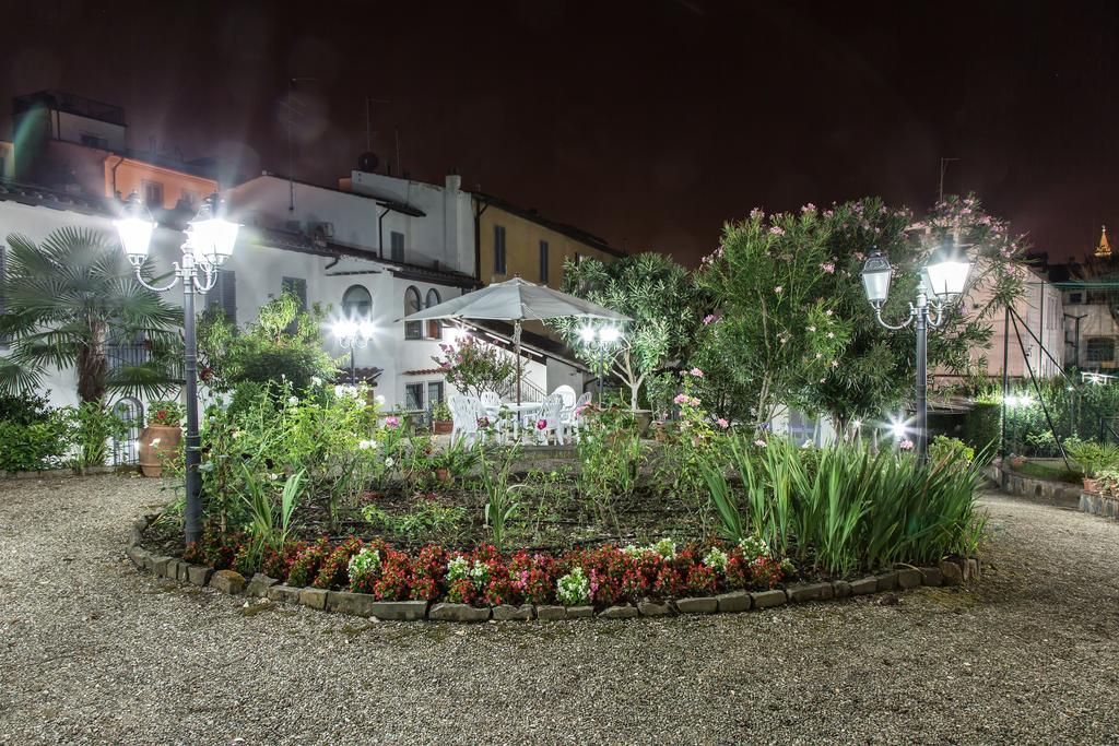 ホテル Casa Betania Casa Per Ferie フィレンツェ エクステリア 写真